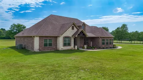 Exterior - 8711 State Highway 11 E, Commerce, TX 75428 photo 2 of 4