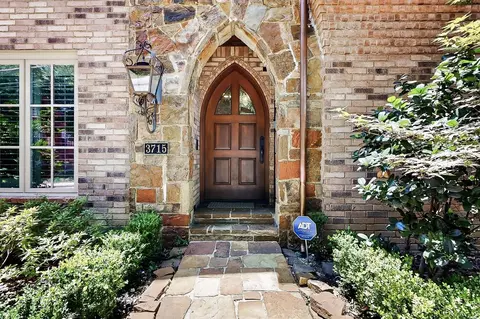 3715 Congress Ave, Dallas, TX 75219