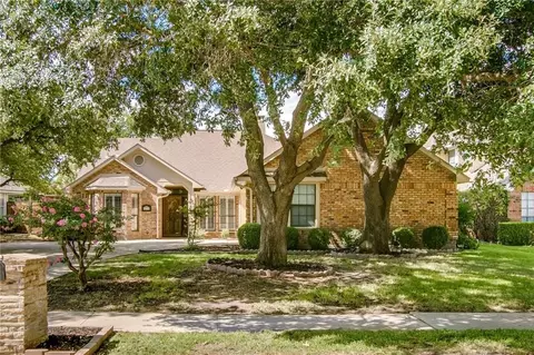 5232 Prairie Creek Dr, Flower Mound, TX 75028