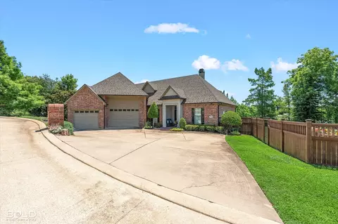 9003 Beau Soleil Dr, Shreveport, LA 71115