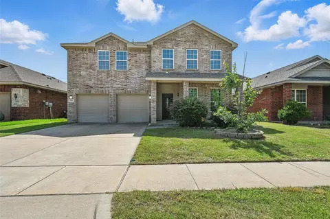 2644 Brookvalley Ln, Grand Prairie, TX 75052