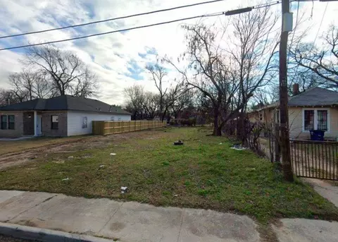 3402 Spring Ave, Dallas, TX 75215