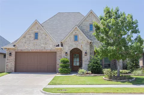 2410 Prestwick Dr, Midlothian, TX 76065