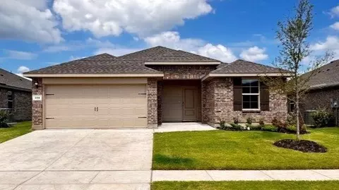 508 Crestridge Dr N, Cleburne, TX 76033