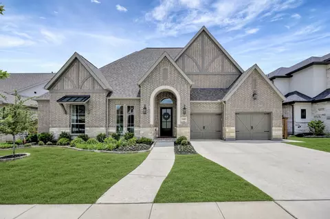 13445 Meadow Cross Dr, Fort Worth, TX 76008