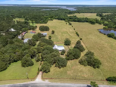 1060 Gordonville Rd, Gordonville, TX 76245