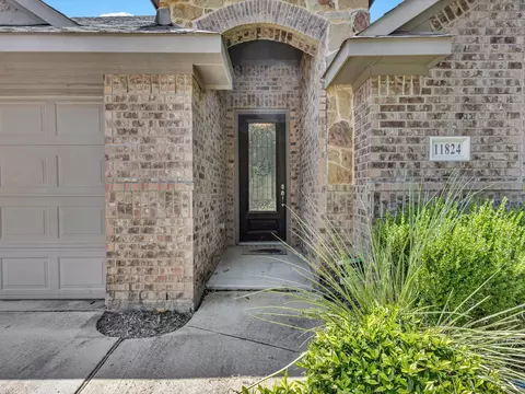 11824 Bexley Dr, Burleson, TX 76028