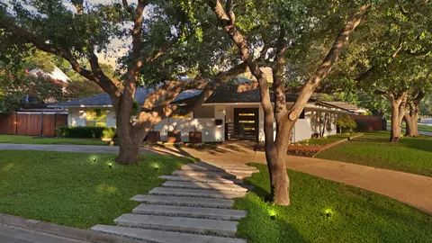6375 Lansdale Rd, Fort Worth, TX 76116