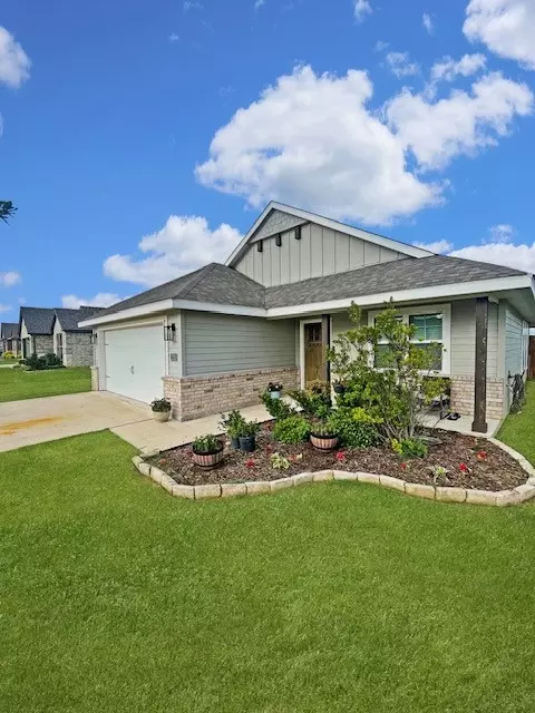201 Bailey Ranch Dr, Callisburg, TX 76240