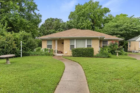 3307 Tooms St, Dallas, TX 75227