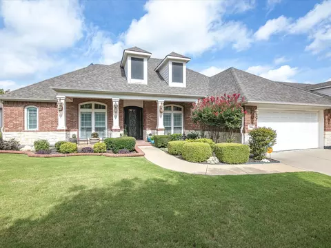7904 Wister Dr, Fort Worth, TX 76123