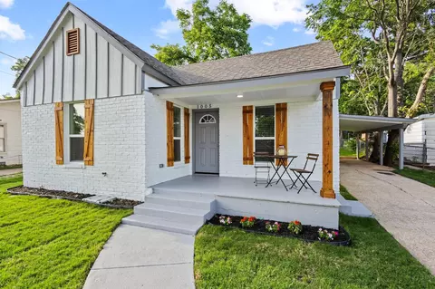 1005 W Bullock St, Denison, TX 75020