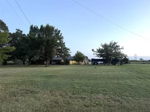 5011 Fm 987, Kaufman, TX 75142