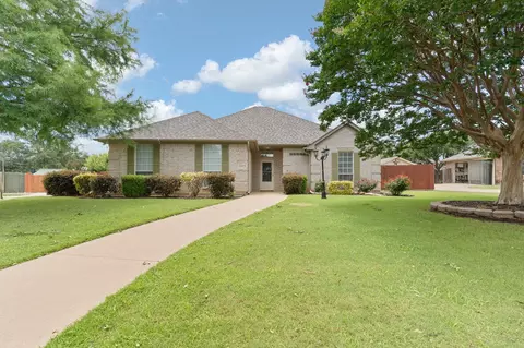 1610 Wordsworth Dr, Cleburne, TX 76033