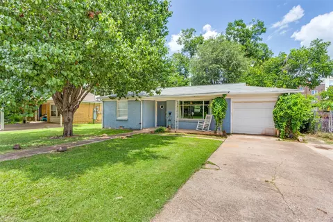 5108 Red Bud Ln, Fort Worth, TX 76114