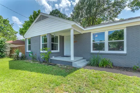312 Dean St, Athens, TX 75751