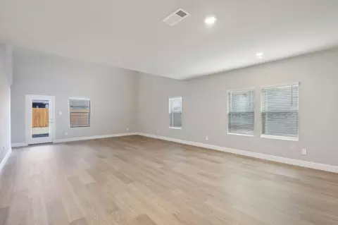 342 Iris Rd, Lavon, TX 75166 photo 8