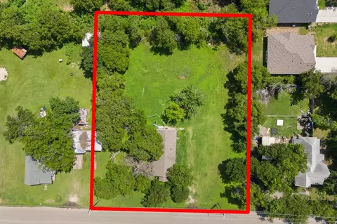 1010 Chase Ave, Cleburne, TX 76031