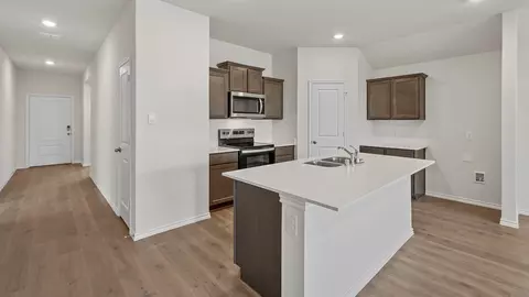 1005 Newport Dr, Ferris, TX 75125