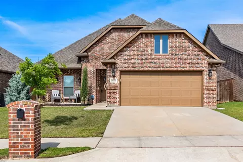 3853 Iron Ore Dr, Denison, TX 75020