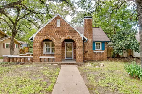 2304 Marigold Ave, Fort Worth, TX 76111