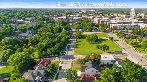 403 S Kentucky St, Mckinney, TX 75069