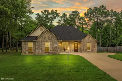 9424 N Pointe Cir, Greenwood, LA 71033