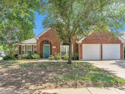 636 Cedarwood Dr, Keller, TX 76248