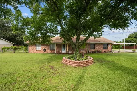 600 S Colorado St, Whitney, TX 76692