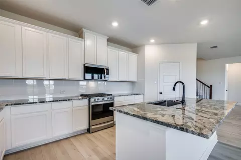 Kitchen - 340 Fallbrook Dr, Aledo, TX 76008 photo 1 of 3