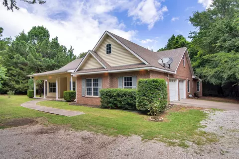 2255 Davy Ln, Denison, TX 75020