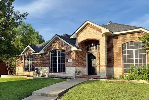 426 Bell Dr, Wylie, TX 75098