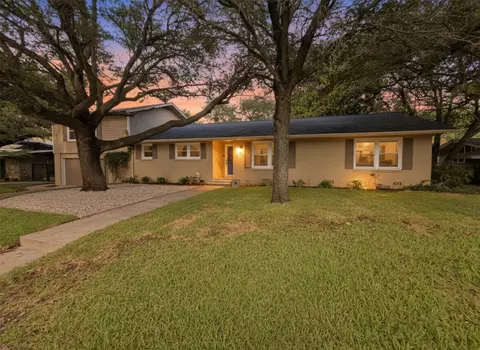 2225 Wooded Acres Dr, Waco, TX 76710