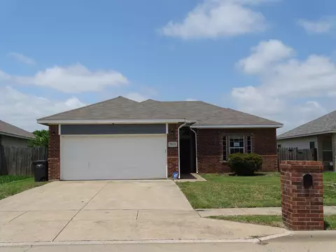 2013 Alanbrooke Dr, Fort Worth, TX 76140