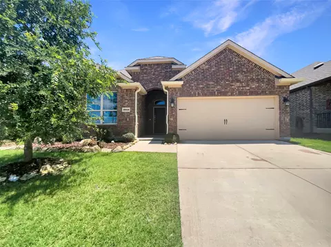 Exterior - 2949 Open Range Dr, Celina, TX 75009 photo 5 of 7