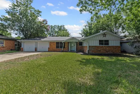 3312 Henry Dr, Richland Hills, TX 76118