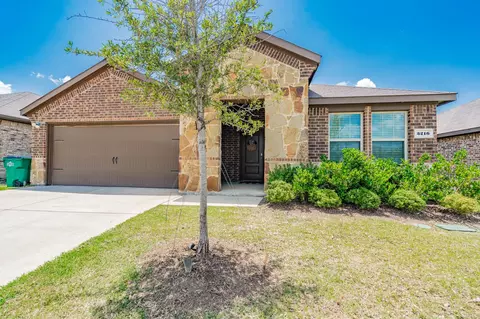 3216 Everly Dr, Fate, TX 75189