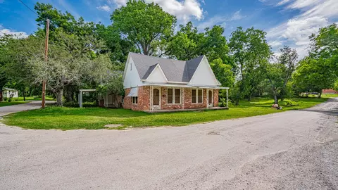 224 Pecan St, Dublin, TX 76446