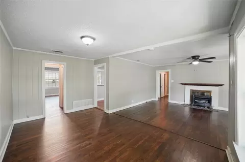 Living - 208 Grace Ln, Terrell, TX 75160 photo 1 of 8