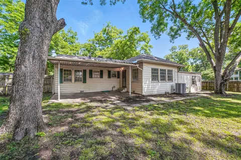 Exterior - 208 Grace Ln, Terrell, TX 75160 photo 4 of 4