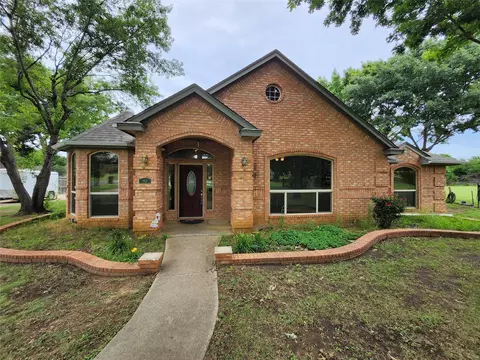 153 Gayle Ln, Highland Village, TX 75077
