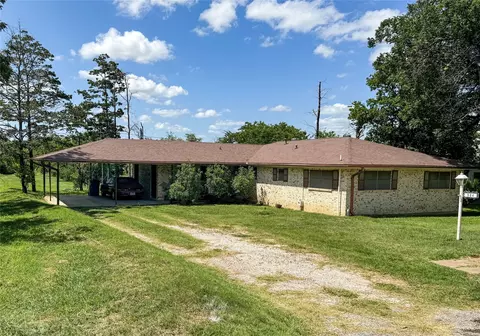 904 W 12th St, Cisco, TX 76437