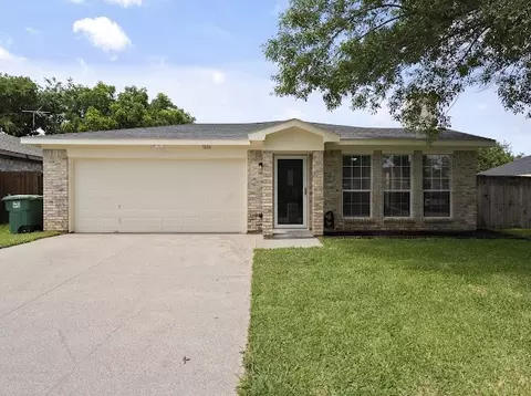 1808 Gainsborough Way, Fort Worth, TX 76134