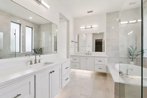 Bath - 4541 Walnut Grove Ln, Prosper, TX 75078 photo 3 of 7