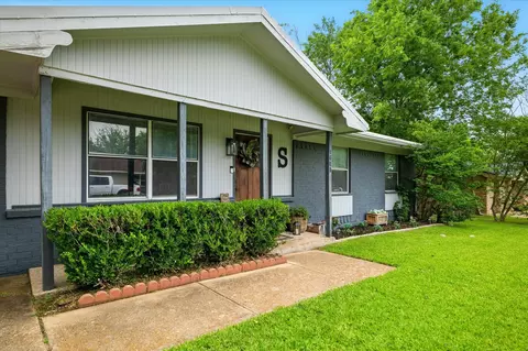 1609 E Ann Ave, Sherman, TX 75090