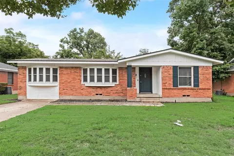 1322 Bluebird Ln, Garland, TX 75042