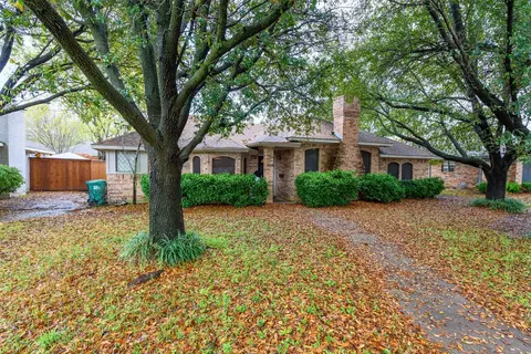 2003 Jasmine St, Denton, TX 76205