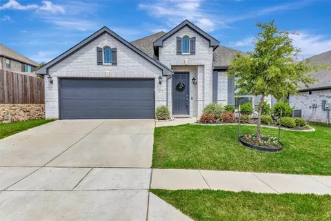 612 Svenson Ln, Lavon, TX 75166