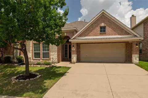 9833 Crawford Farms Dr, Fort Worth, TX 76244