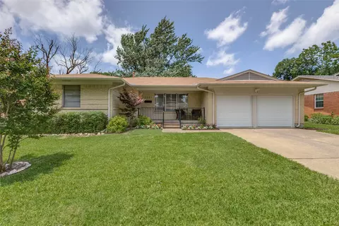 2521 Ridgecrest Dr, Garland, TX 75041